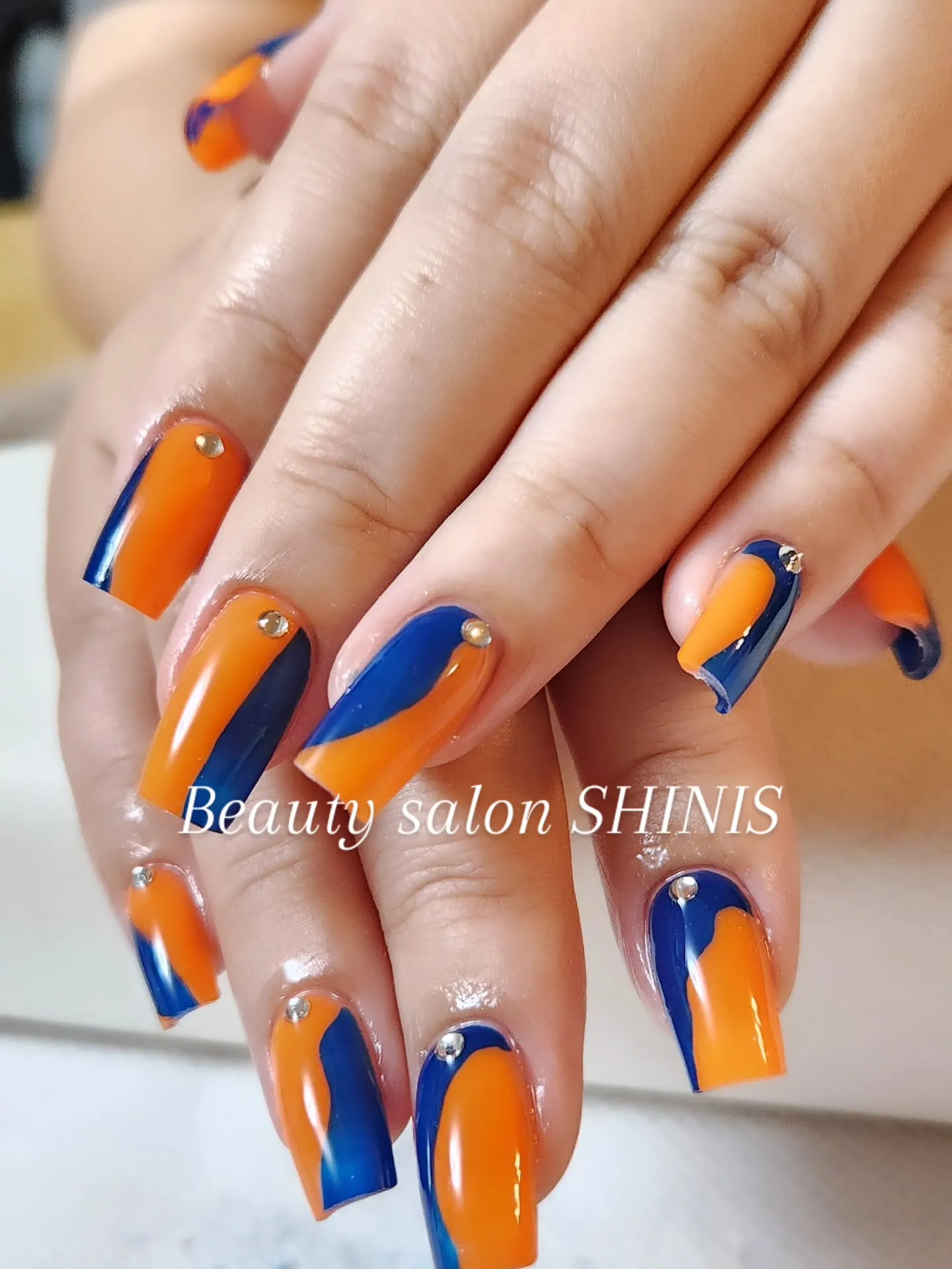 #ネイル#オレンジ青ネイル#長さだしネイル#ダブルネイル#う...