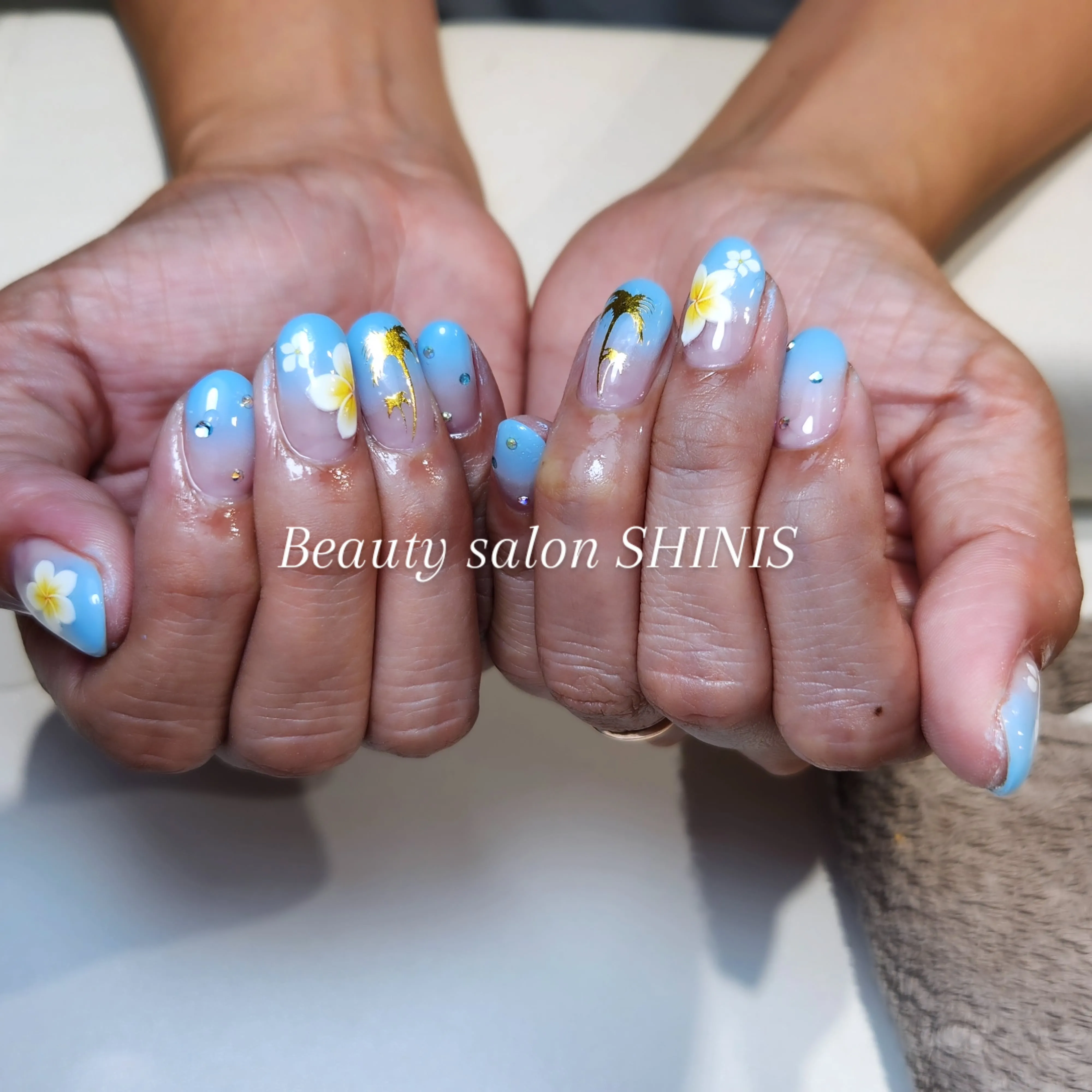 #ネイル#ネイルサロン沖縄 #ネイルサロンうるま市#夏ネイル...
